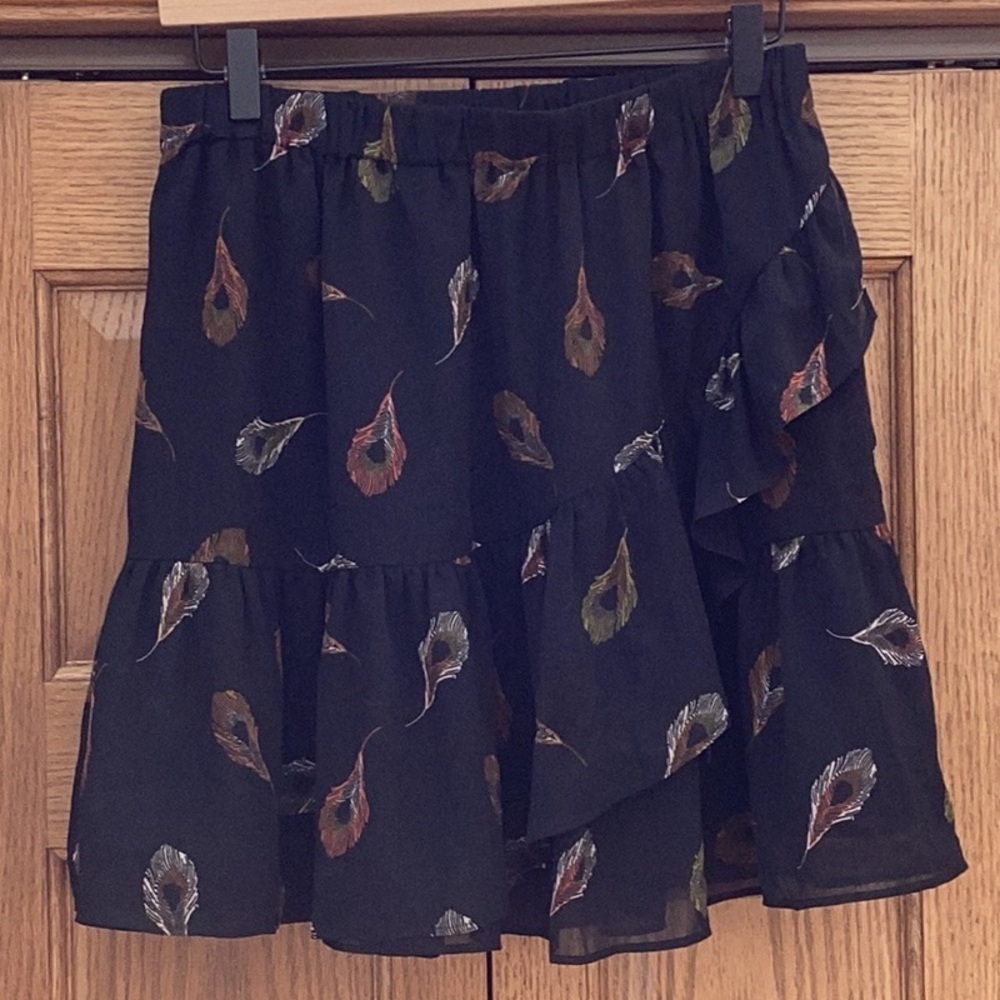 Madewell black Peacock Feather Print pull on Ruffle skirt  women’s size medium - Picture 2 of 10